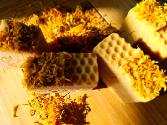 Calendula Honey Oat-Milk Soap