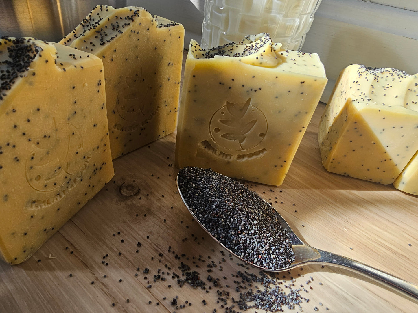 Goat Milk & Poppy Seeds Soap