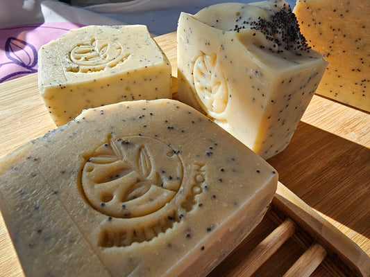 Goat Milk & Poppy Seed Soap